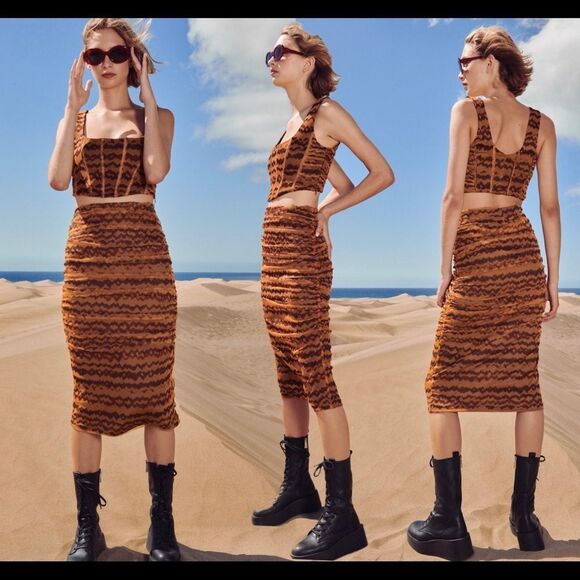 ZARA bloggers fave Brown high waisted ruched draped tulle midi skirt Sz XS NWT - Picture 2 of 15